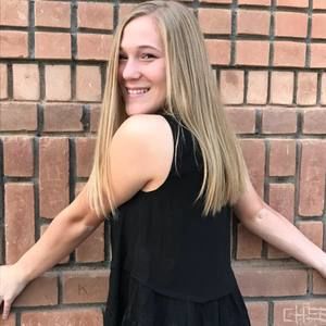 Meet your Posher, Chloe